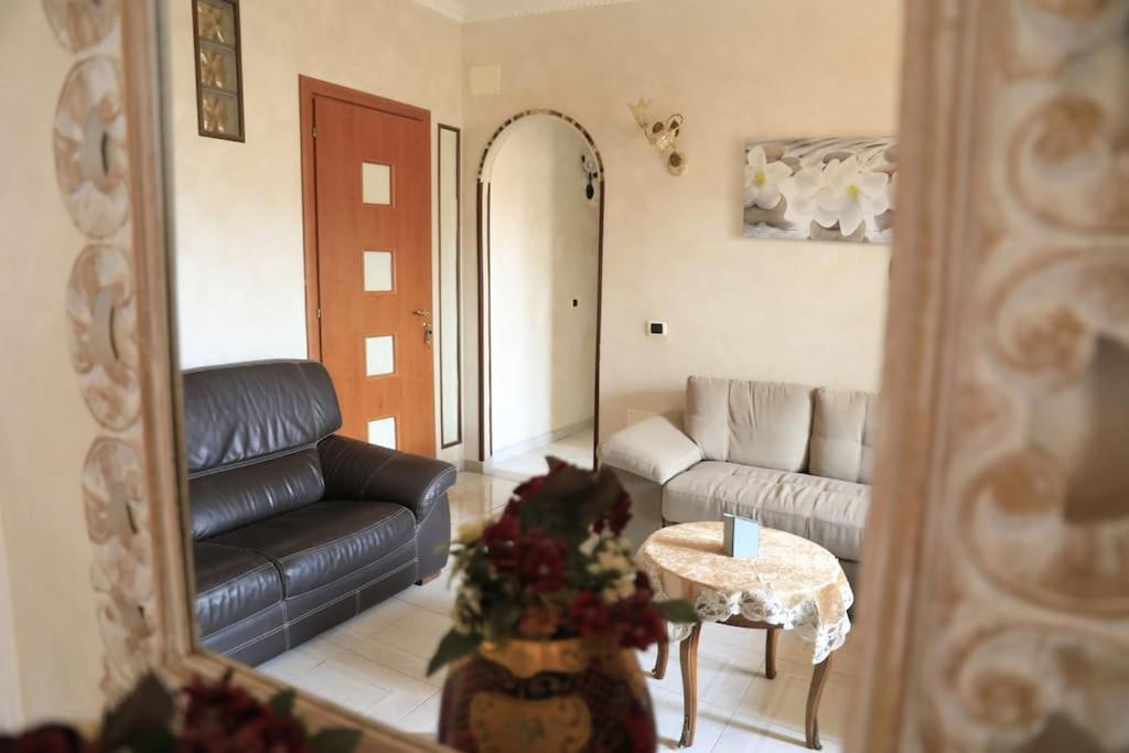Due Minuti Dal Mare Con Balcone Vista Mare Apartment Тропеа Екстериор снимка